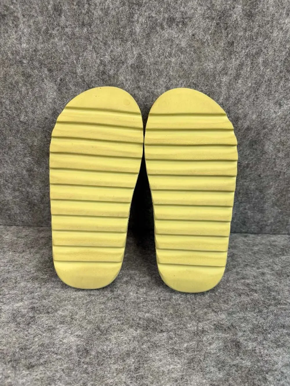Adidas Yeezy Slides Glow Green Size 10
